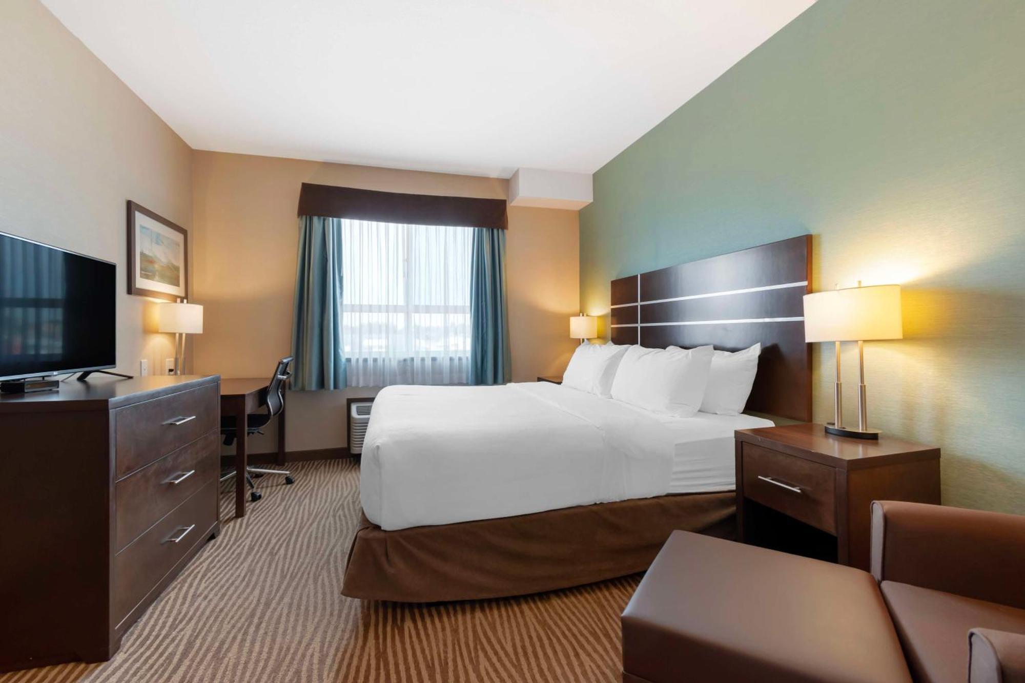 Best Western Plus Moosomin Hotel Экстерьер фото