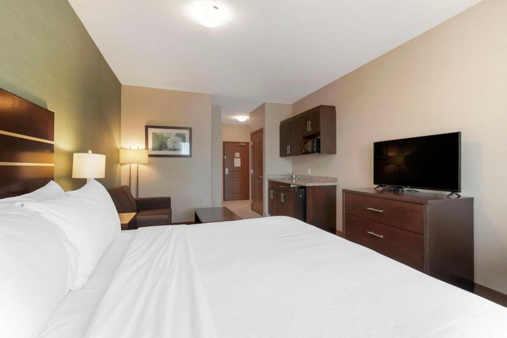 Best Western Plus Moosomin Hotel Экстерьер фото